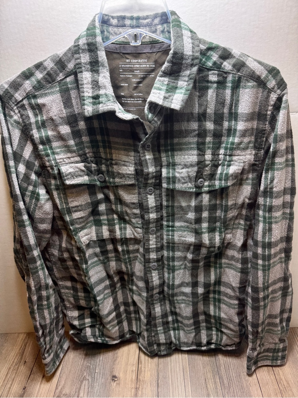 REI Co-op Women’s Button Up Size Small Outdoor Shirt Long Sleeve Plaid Nylon